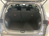 広い開口で荷物の積み下ろしもし易く、収納スペ-スも大容量を確保!!