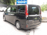 こちらのエスクァイアはオークション評価5点中4点評価がついている状態の良い車両になります^^定休日無しで営業しておりますので、お気軽にお立ち寄り下さい^^