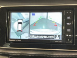 全方位モニターがついています! 車の周囲を360&deg;安全確認できるので、普段の駐車はもちろんの事、縦列駐車や幅寄せの際にも活躍してくれますよ。