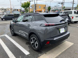 コーナーセンサー付きですので駐車も安心です。