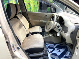運転席シート廻りは使用感も少なく、良好な状態となっています。丁寧に使われていたことがよくわかりますね。