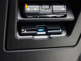 ETC車載器搭載です。スマートICも増えてきており、必須装備といって良い便利装備です。