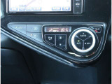 【オートエアコン】1年中快適な室内を提供!車内温度を設定すると、風量を自動で調整してくれます。