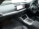 お車のことなら弊社とご用命を頂けるよう全社一丸となって取り組みさせて頂いております。