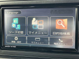 純正ナビを装備。タッチパネル式で使いやすく、お出かけもラクラクです。