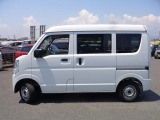 ディーラーサービスならではのしっかりと納車前点検・整備を行います。