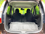 普段のお買い物や通勤、送迎等に十分な荷室スペースを確保しております。セカンドシートを倒すと、大きな荷物の積載も可能です♪