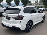 【GLIONグループ GSQUARE】の車輌をご覧頂き、誠にありがとうございます。お客様にピッタリなお車を弊社スタッフがご案内させて頂きます。