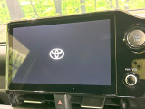 【10.5インチ ディスプレイオーディオ】大画面のディスプレイはAppleCarPlayやAndroidAutoが利用可能。大きな画面でスマホナビアプリ等が利用いただけます♪