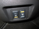 運転席&助手席シートヒーターが付いてます。寒い冬でもスイッチONで座面をあたたかくして、ドライブをさらに快適にしてくれます。HIとLOの2段階に温度設定が可能です。