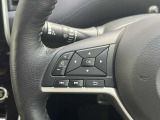 便利なステアリングスイッチ装備です。