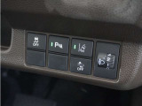 ◆障害物センサー◆車庫入れの時などに近くに障害物がある場合、障害物までの距離を音で知らせてくれます。