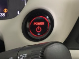 【スマートキー】持っているだけでエンジン始動や、ドアロックの開閉まで出来ちゃう賢く便利なスマートキーを装備!暗くなってもキー穴を捜す必要が無くとっても便利ですから人気の装備です♪