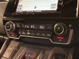 フロント両席にはシートヒーターが付いています!寒い日に便利な装備ですね。