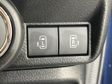 【両側パワースライドドア】スマートキーや運転席のスイッチで後席両側スライドドアの開閉が可能♪電動だから力を入れてドアを開ける必要が無く、小さなお子様でも簡単に開け閉めでき快適です♪