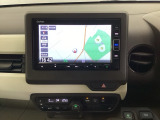 ナビゲーションはフルセグTV、インターナビ対応のGathers純正メモリーナビを搭載しています。Bluetoothオーディオ機能がありますので、スマートフォンなどの音楽も再生できます。