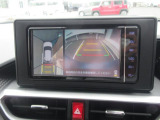 バックガイドモニターで、後方を確認しながら安心して駐車することができます。運転初心者も熟練者も必須の機能ですよ!