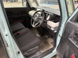 【ステアリングスイッチ】運転中、前方から目線をそらすことなく、オーディオ等の操作が可能な便利機能!安心&快適なドライブを演出してくれます♪