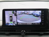 アラウンドビューモニターは上から目線で全方向確認します。