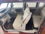 お車の状態をしっかりとお伝えするために1台の車両に付き40枚以上の画像を用意しております。外装はもちろん、室内の装備やお車の特徴などごらんください。