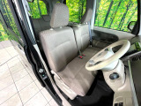 運転席シート廻りは使用感も少なく、良好な状態となっています。丁寧に使われていたことがよくわかりますね。