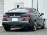 この度は弊社認定中古車をご覧いただき誠にありがとうございます。弊社はBMW 正規ディーラーですので遠方のお客様も安心してご購入下さい。ご不明な点がございましたらお気軽にお申し付けください。