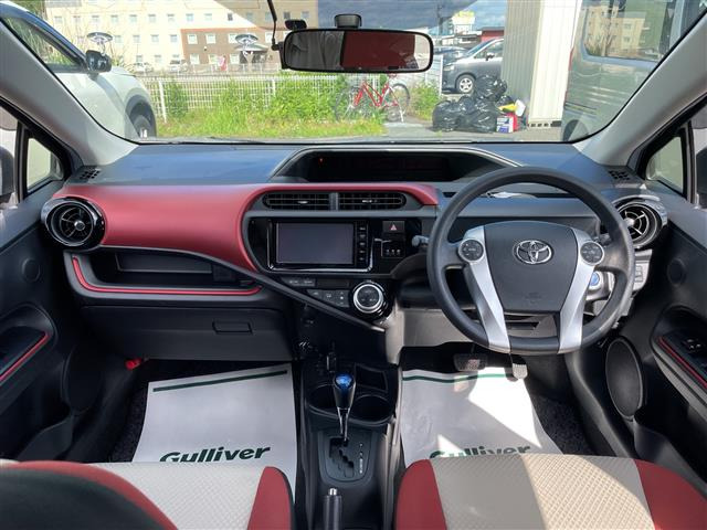 トヨタ アクア 1.5 S 修復歴無し の中古車詳細 (38,000km, ディープ
