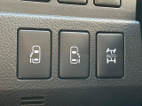 【両側パワースライドドア】スマートキーや運転席のスイッチで後席両側スライドドアの開閉が可能♪電動だから力を入れてドアを開ける必要が無く、小さなお子様でも簡単に開け閉めでき快適です♪