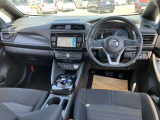 納車から1ヶ月を目安に無料点検を受けていただけます。(最寄りの日産のお店でも可能です)