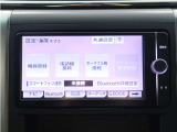 【純正SDナビゲーションシステム装備】CDやDVD再生、高速録音機能など多彩な機能を取り揃えております!