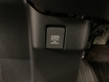 アクセサリーソケットはUSBのアダプターなどをつければ、スマホの充電にも使えます。