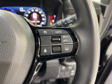 【HondaSENSING】クルーズコントロールの設定や車間距離設定、レーンキープなどステアリング部で操作が出来ます。