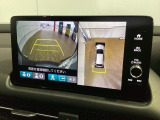 全方位モニターがついています! 車の周囲を360&deg;安全確認できるので、普段の駐車はもちろんの事、縦列駐車や幅寄せの際にも活躍してくれますよ。