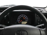 運転席廻りです。