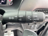 【オートライト】は、付け忘れや消し忘れを防ぐことができます。高速道路などのトンネルなどにも役立ちます♪