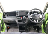 操作性に優れた運転席となります!小物入れや各ボタンの配置にこだわり、使いやすいです!座り心地もよく視認性も良好なのでロングドライブもお任せ下さい!