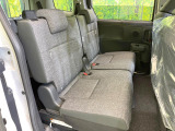 高品質なオリジナルフロアマットもオプションにてご用意しております。お好きなデザインやカラーをお車に合わせて選んでいただくことができます♪