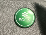 ★ECONスイッチ★ エコドライブを加速しよう!スイッチをONにすると、運転の仕方によるロスを抑え込み燃費をよくするようクルマが頑張ります(*^ー^*)燃費向上にチャレンジ♪