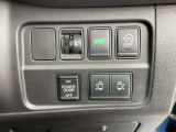 運転席まわりの画像です。