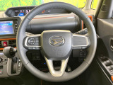 【純正革巻きステアリング】上質な革を使用することで、手にしっかり馴染みとても運転しやすいハンドルです♪