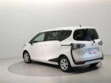 トヨタ高品質中古車洗浄「まるまるクリン」 外装はもちろん、内装はシートを外して見えないところまで徹底洗浄!お客様に責任を持って安心と美しさをお届けします!