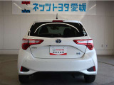 「中古車ハイブリッド保証」付き。ハイブリッド機構を無償で保証します。保証期間は、初度登録年月から10年目まで、またはロングラン保証が終わってから3年間。ただし累計走行距離が20万km以内です。