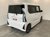 お客様にぴったりなおクルマをお選びいただけますように様々な展示車をご用意致しております!ダイハツの軽自動車だけではなく、他メーカー車やコンパクトカー・ミニバンなども数多く取り揃えております!