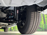 お車を安心してお乗りいただく為には、足回りの定期点検が欠かせません。サービスサポート(有償保証)では無料点検もご提供しており、安心のカーライフをお過ごしいただけるサポート体制が整っています。