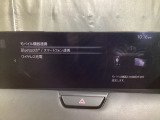 Apple Carplay・Android Auto対応!マツダ コネクト(コマンダーコントロール)でスマートフォンを操作して、通話、音楽を聴いたり、マップで目的地を調べることができます。