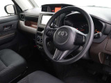 運転席廻りです。