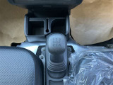 ■シフト周りです!4WDのMT車です!