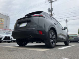 ディーゼル車は片側1本出しマフラーです。
