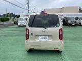 自社整備工場併設で保証修理、一般修理、用品の取り付け、点検・車検などに対応しております。経験豊富なベテランスタッフが常駐、安心してご相談下さい☆
