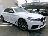 初めて輸入車を検討される方、輸入車に興味はあるけれどメンテナンスなど不安や質問がたくさんある方、是非一度当社にお出かけ下さい。一つ一つご質問に丁寧にお答えさせていただきます。お気軽にお声かけ下さい。
